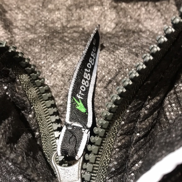 Frogg Toggs outerwear size large - Picture 9 of 10